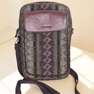 Pendleton Burgundy&brown Crossbody Bag,vintage style beautiful,chic effortless❤️